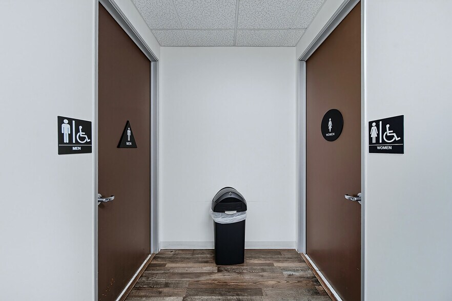 More Photos Of 1520 Bridgegate Dr, Diamond Bar Office For Lease