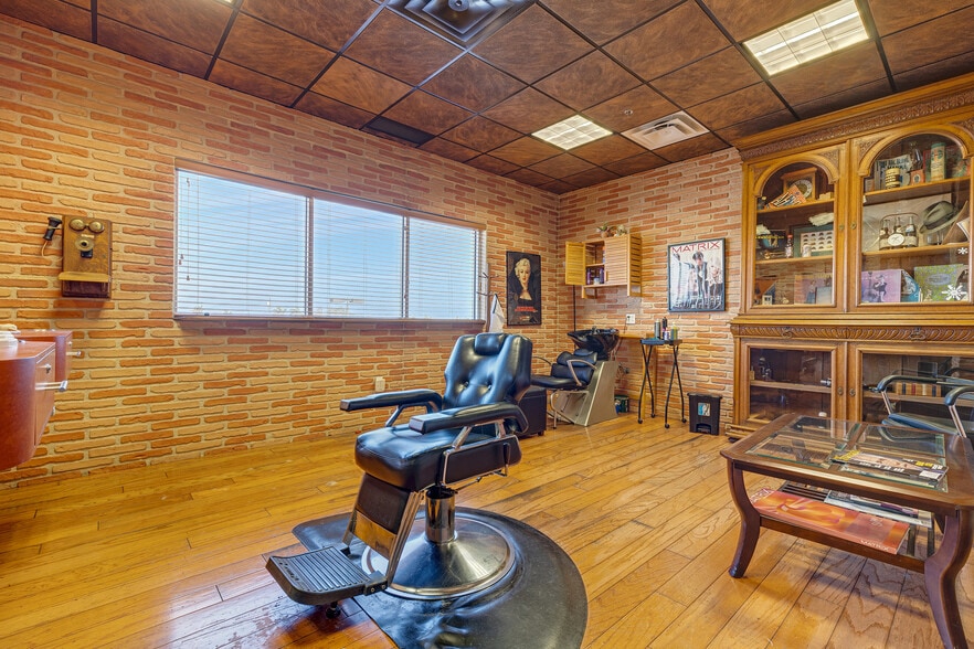 More Photos Of 1800-1850 E Merritt Island Cswy, Merritt Island Auto Dealership For Sale