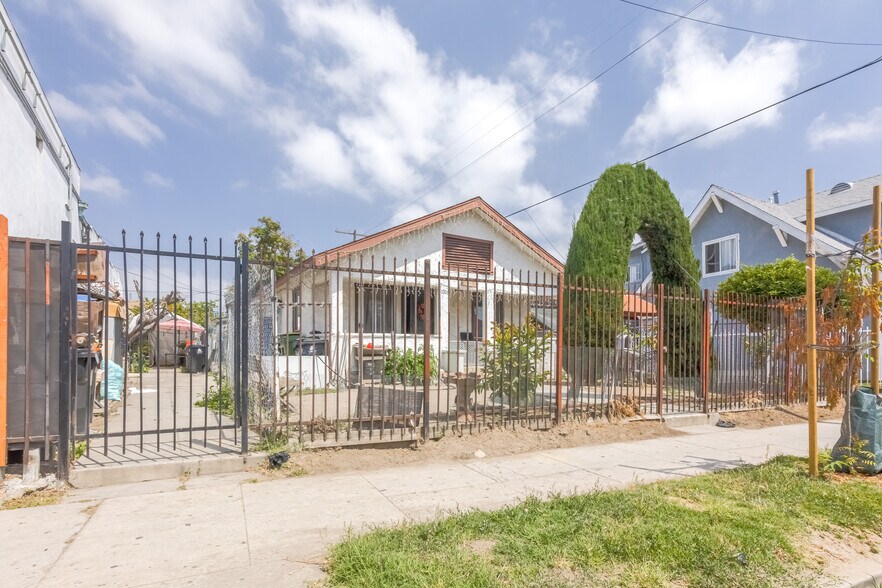 More Photos Of 1275 E 25th St, Los Angeles Apartments For Sale