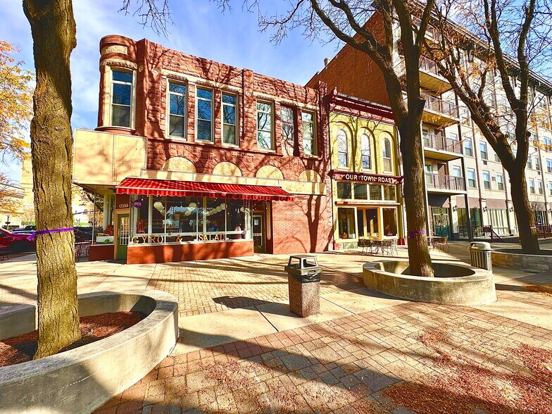 More Photos Of 124 N Main St, Lima Specialty For Sale