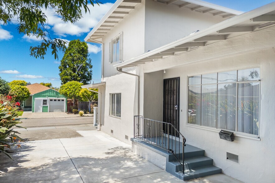 More Photos Of 1311-1313 Curtis St, Berkeley Apartments For Sale