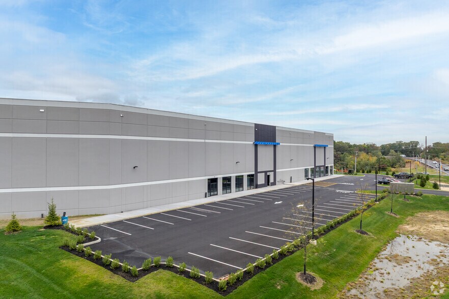 More Photos Of 1840 Wayside Road-Building B, Tinton Falls Unknown For Lease