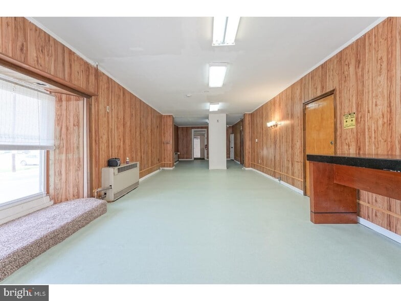 More Photos Of 240-242 N Broadway, Gloucester City Warehouse For Sale