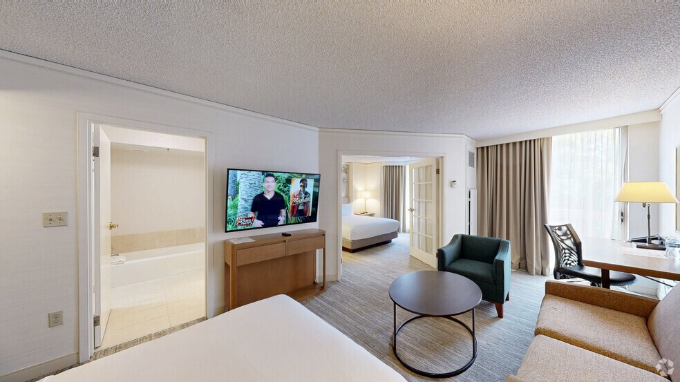 More Photos Of 6120 Peachtree Dunwoody Rd, Atlanta Hotel For Sale