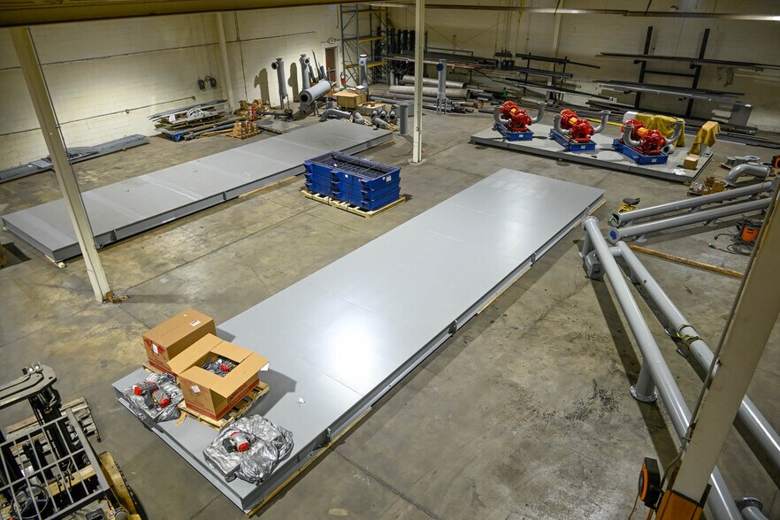More Photos Of 2441 E Bristol Rd, Burton Manufacturing For Lease