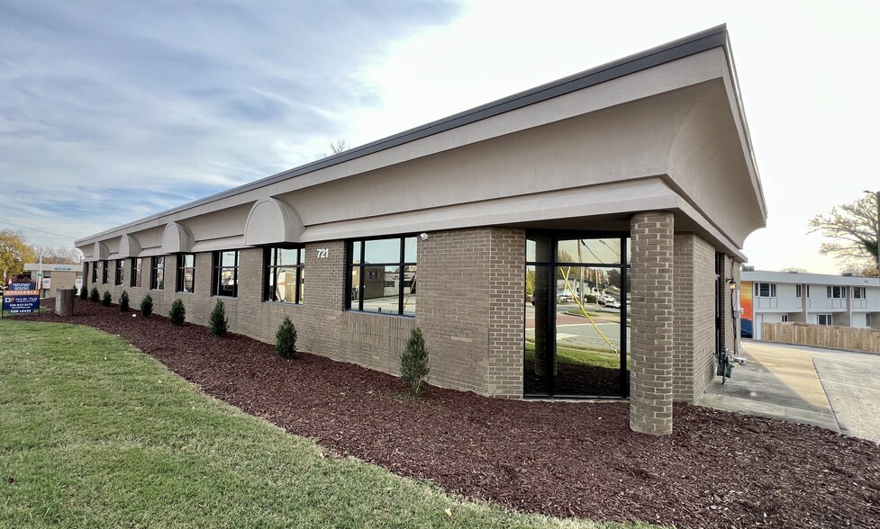 Primary Photo Of 719 N Elm St, High Point Medical For Lease