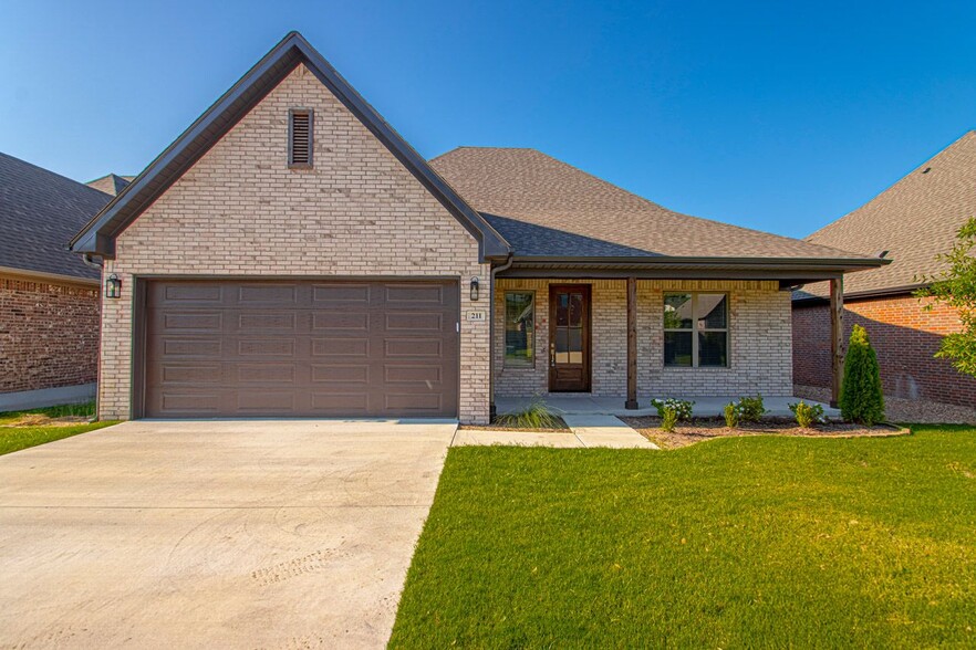 More Photos Of 206 Kanis Ridge Dr, Little Rock Multifamily For Sale