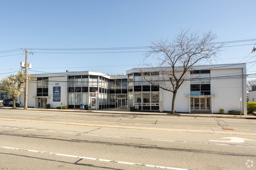 More Photos Of 102-114 Jericho Tpke, Floral Park Office For Lease