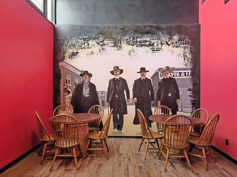 More Photos Of 1011 Front St, Evanston Restaurant For Lease