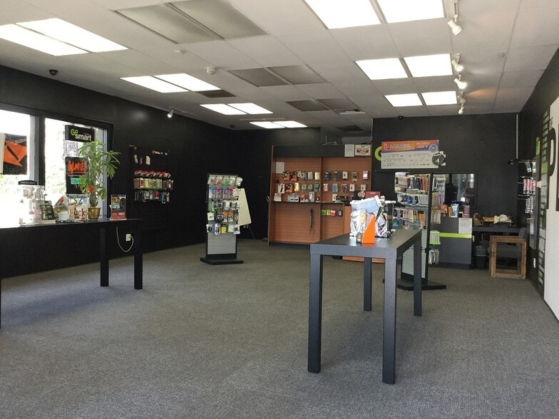 More Photos Of 14001-14005 Ramona Blvd, Baldwin Park Storefront For Lease