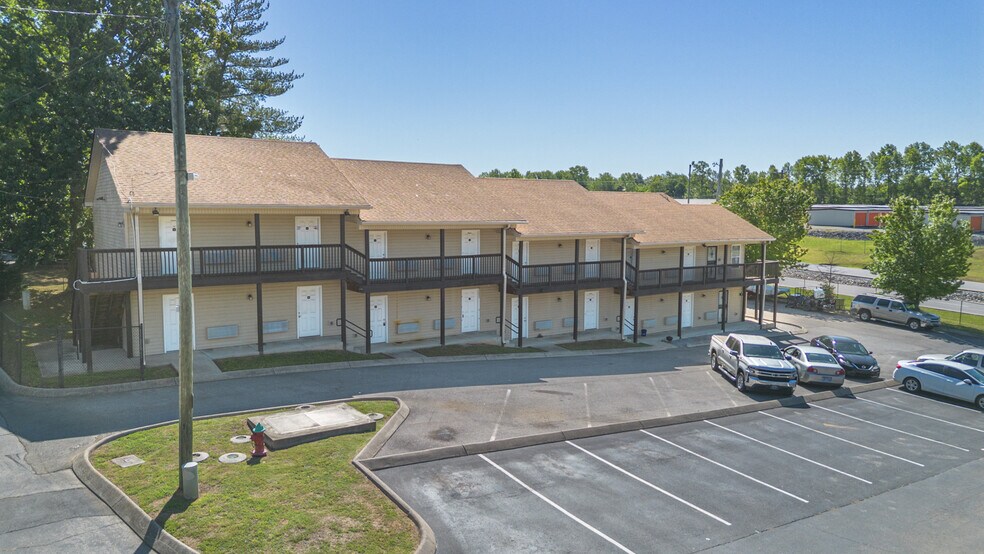 More Photos Of 162 Condor Ct, Clarksville Apartments For Sale