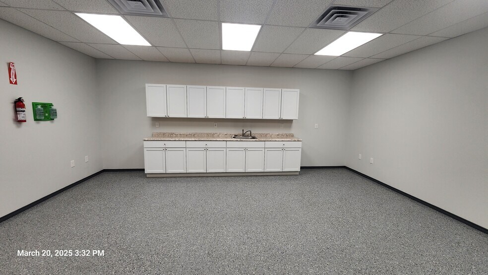 More Photos Of 4516 County Rd 130, Midland Warehouse For Sale