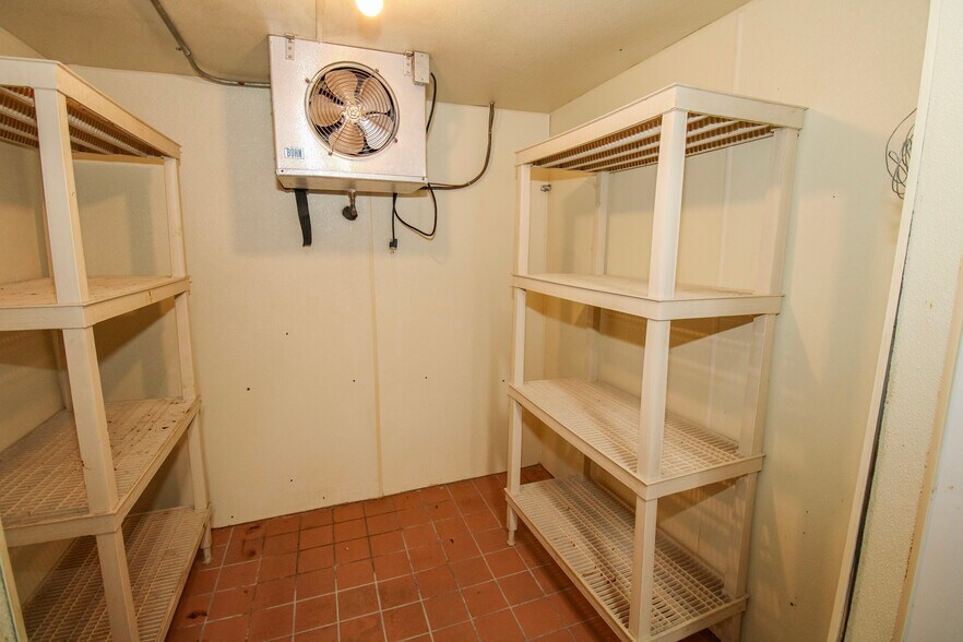 More Photos Of 125 Main St, Huron Bowling Alley For Sale