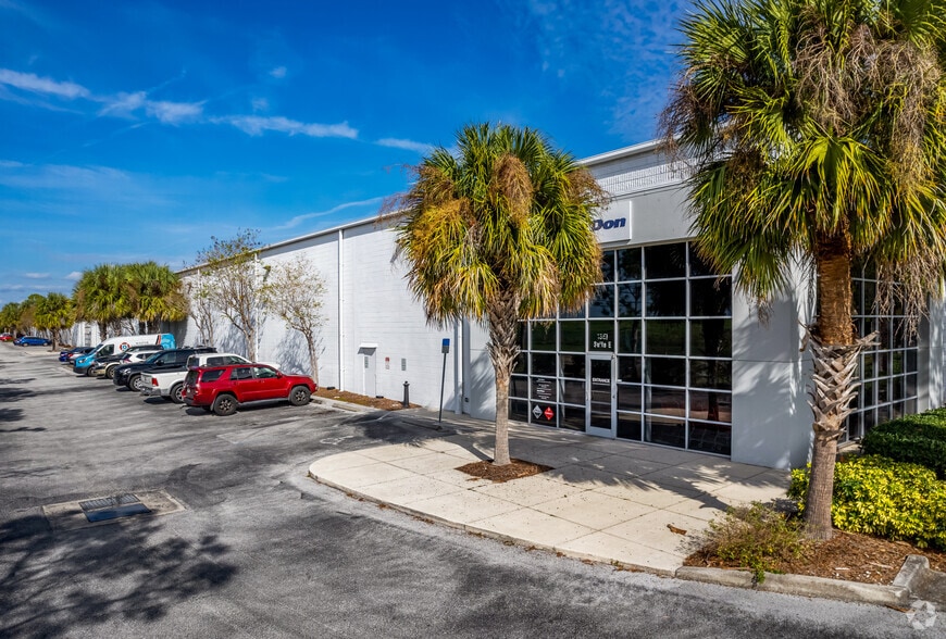 Primary Photo Of 1551 102nd Ave N, Saint Petersburg Manufacturing For Lease