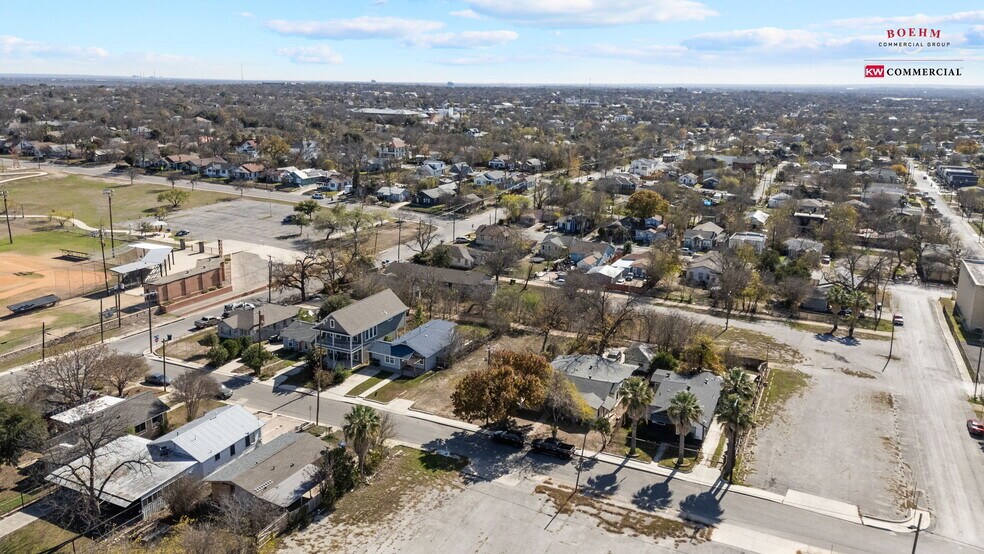 More Photos Of 920 Martin Luther King Dr, San Antonio Land For Sale