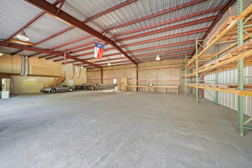 More Photos Of 19962 Lowe Ln, New Caney Manufacturing For Sale