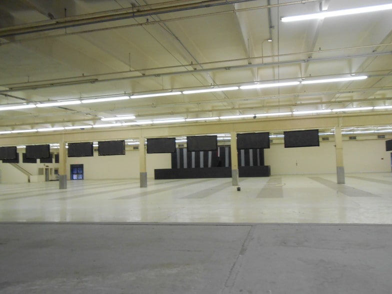 More Photos Of 1000 W US Highway 77, San Benito Unknown For Lease