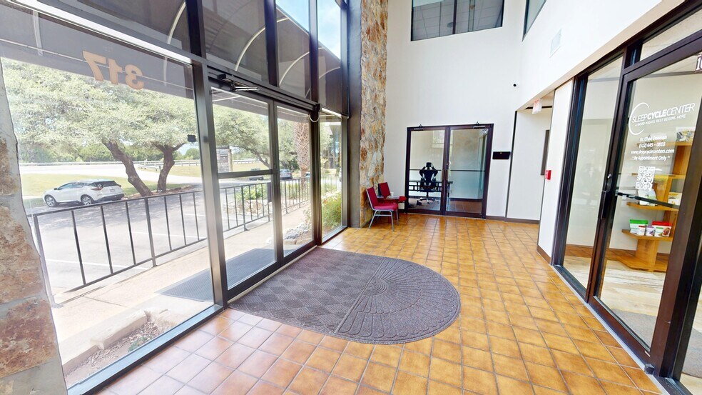 More Photos Of 311 Ranch Road 620 S, Lakeway Unknown For Lease