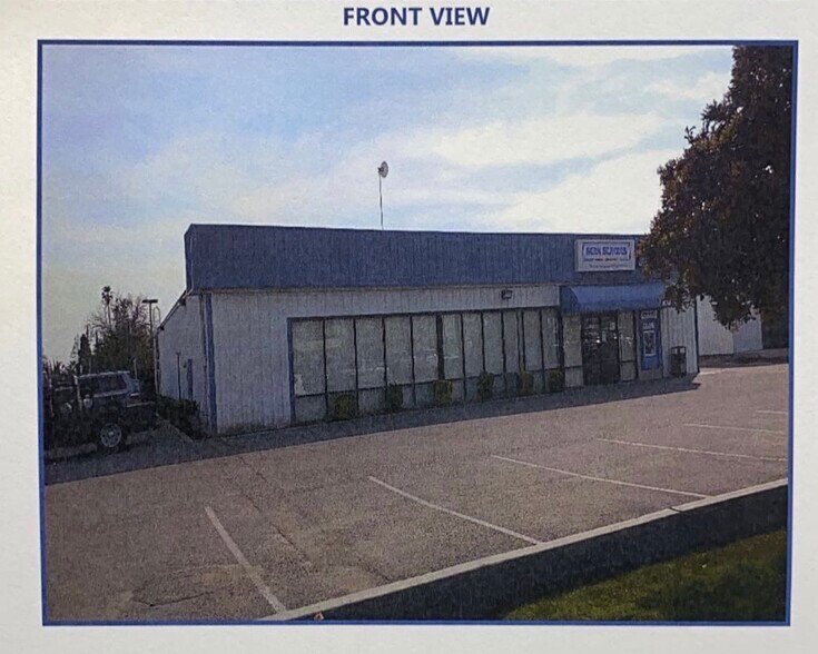 More Photos Of 2821 Auto Mall Dr, Bakersfield Service For Lease