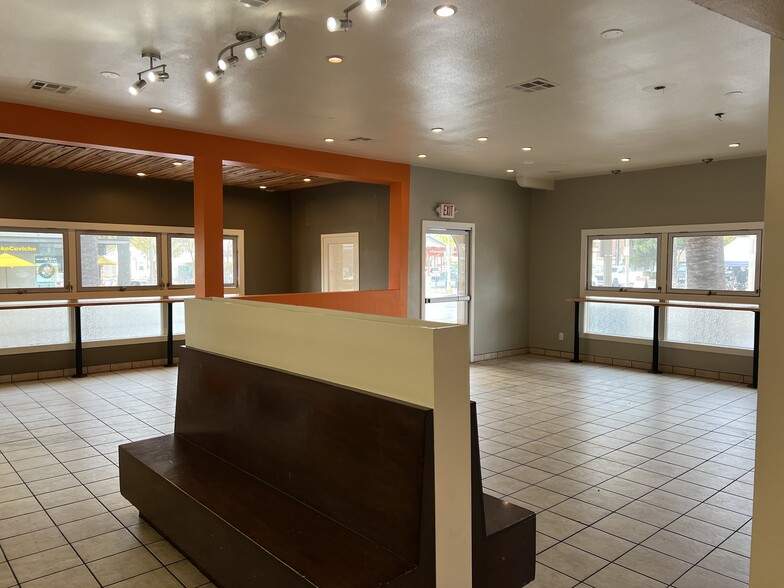 More Photos Of 900 Embarcadero del Mar, Goleta Restaurant For Lease