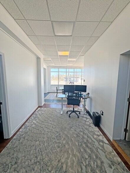 More Photos Of 156 Pleasant St, Brunswick Storefront Retail Office For Lease