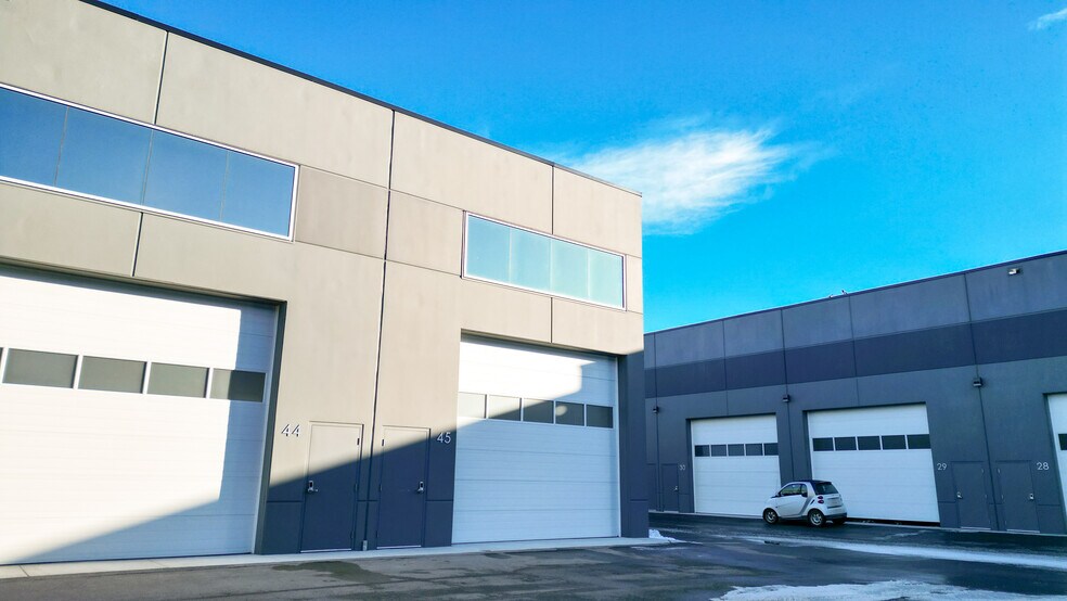 More Photos Of 1750 120 Av NE, Calgary Warehouse For Sale