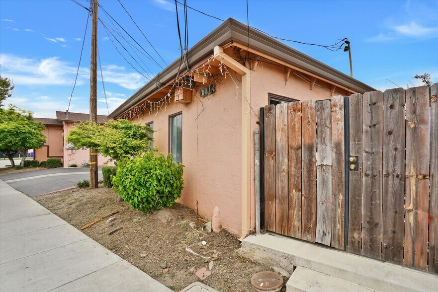 More Photos Of 21806-21832 Meekland Ave, Hayward Apartments For Sale