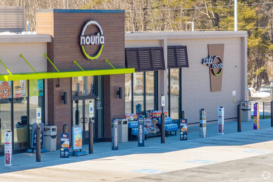 More Photos Of Highway 101, Raymond Freestanding For Lease