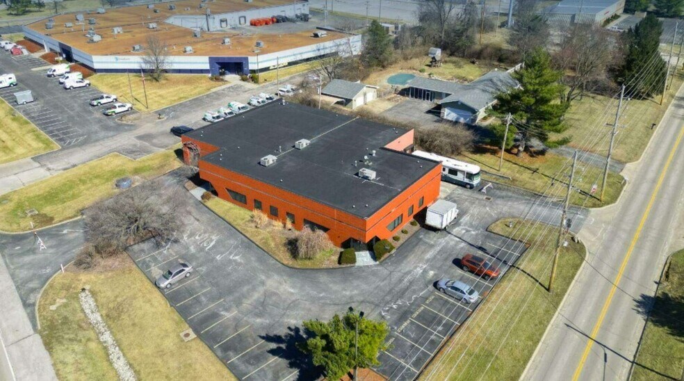 Primary Photo Of 501 N Service Rd, Saint Peters Warehouse For Sale