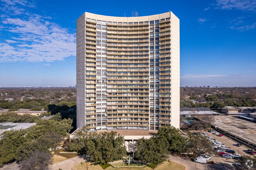 More Photos Of 6211 W Northwest Hwy, Dallas Apartments For Sale