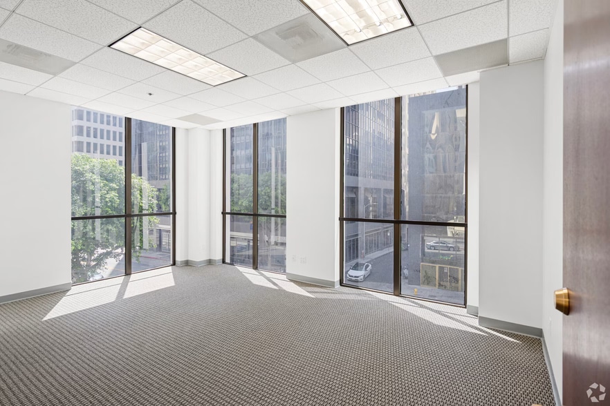 More Photos Of 835 Wilshire Blvd, Los Angeles Loft Creative Space For Lease