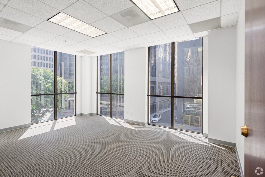 More Photos Of 835 Wilshire Blvd, Los Angeles Loft Creative Space For Lease