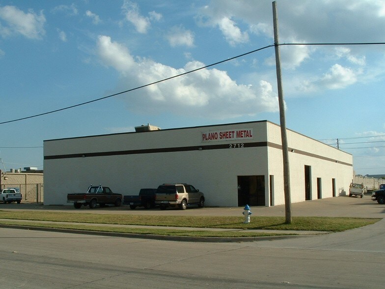 Primary Photo Of 2712 S Rigsbee Dr, Plano Warehouse For Lease