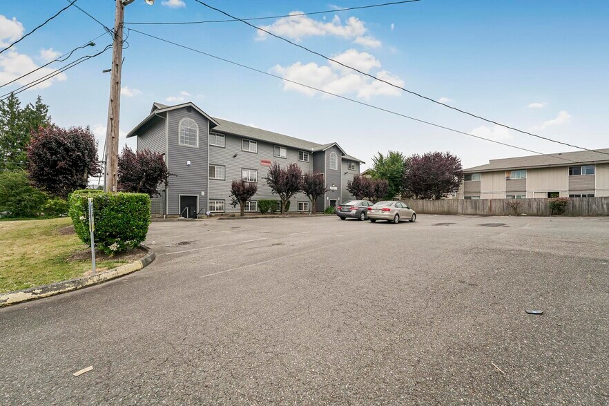 More Photos Of 7603 Pacific Ave, Tacoma Apartments For Sale