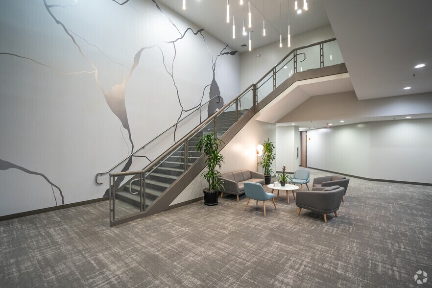 More Photos Of 300 Park Place Blvd, Clearwater Office For Lease