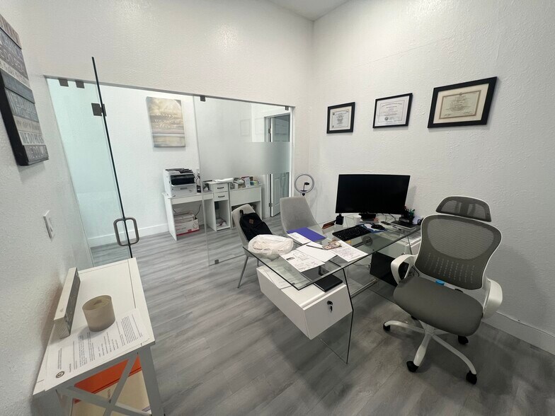 More Photos Of 4751-4799 Palm Ave, Hialeah Storefront Retail Office For Lease