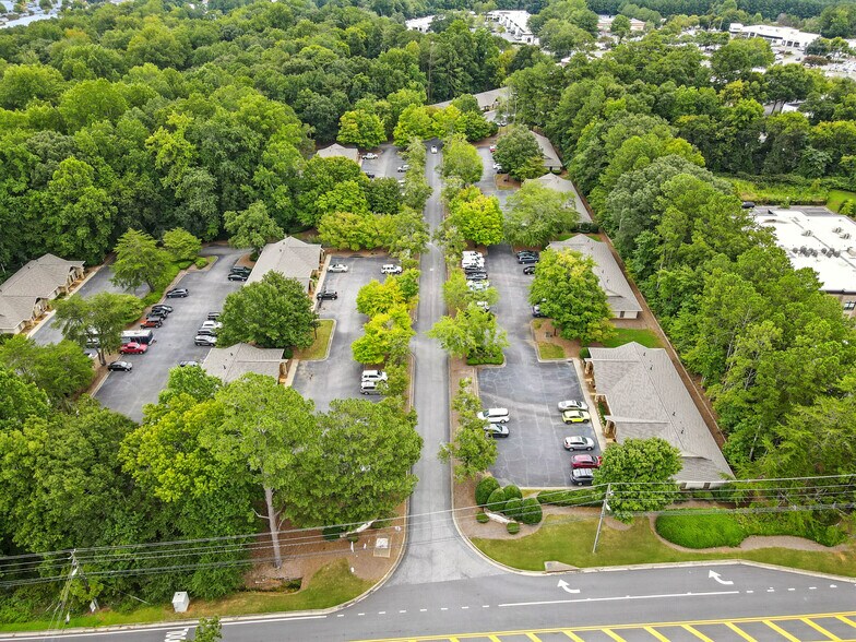 More Photos Of 11285 Elkins Rd, Roswell Office Residential For Sale