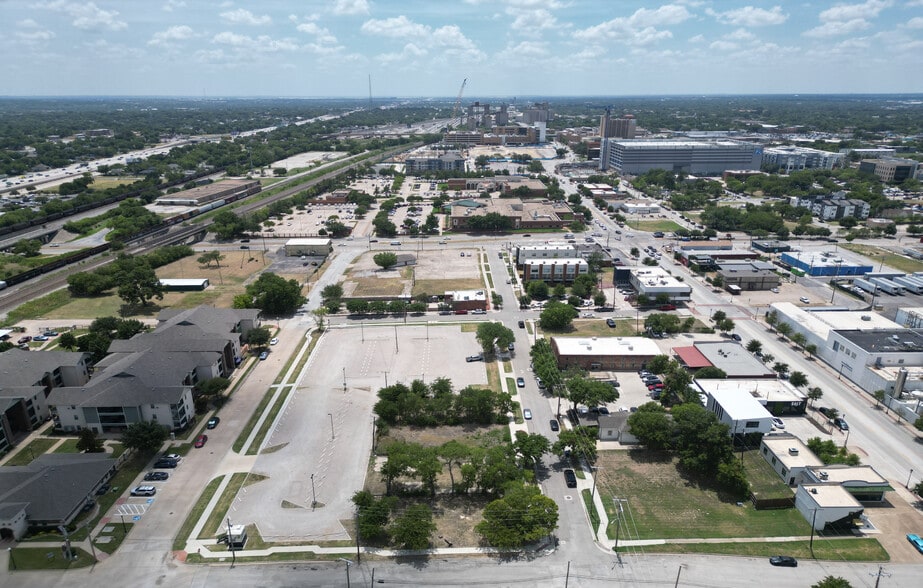 More Photos Of 901 Bryan Ave, Fort Worth Land For Sale