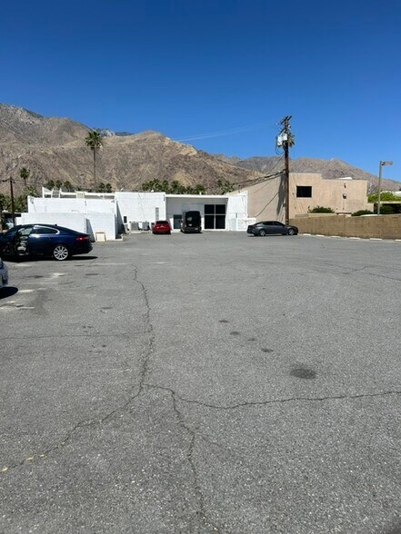 More Photos Of 1050-1068 N Palm Canyon Dr, Palm Springs Storefront Retail Office For Lease