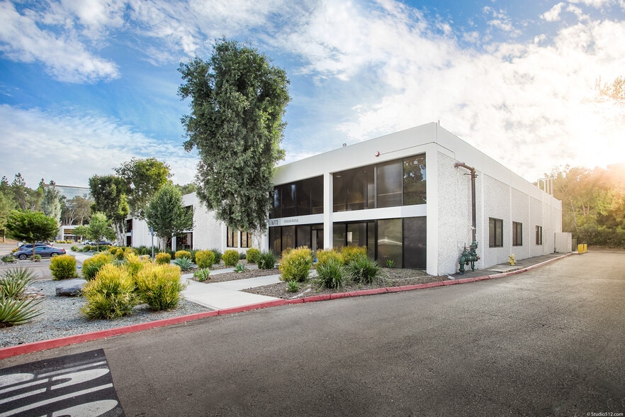 More Photos Of 16744-16772 W Bernardo Dr, San Diego Unknown For Lease