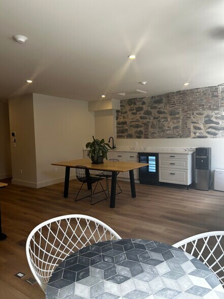 More Photos Of 320 S Main St, Providence Loft Creative Space For Lease