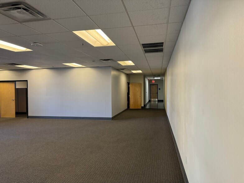 More Photos Of 601 S 55th Ave, Phoenix Warehouse For Lease