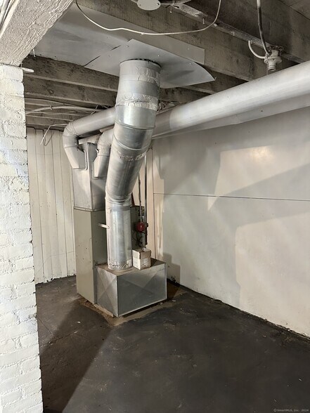More Photos Of 669 Dixwell Ave, New Haven Apartments For Sale