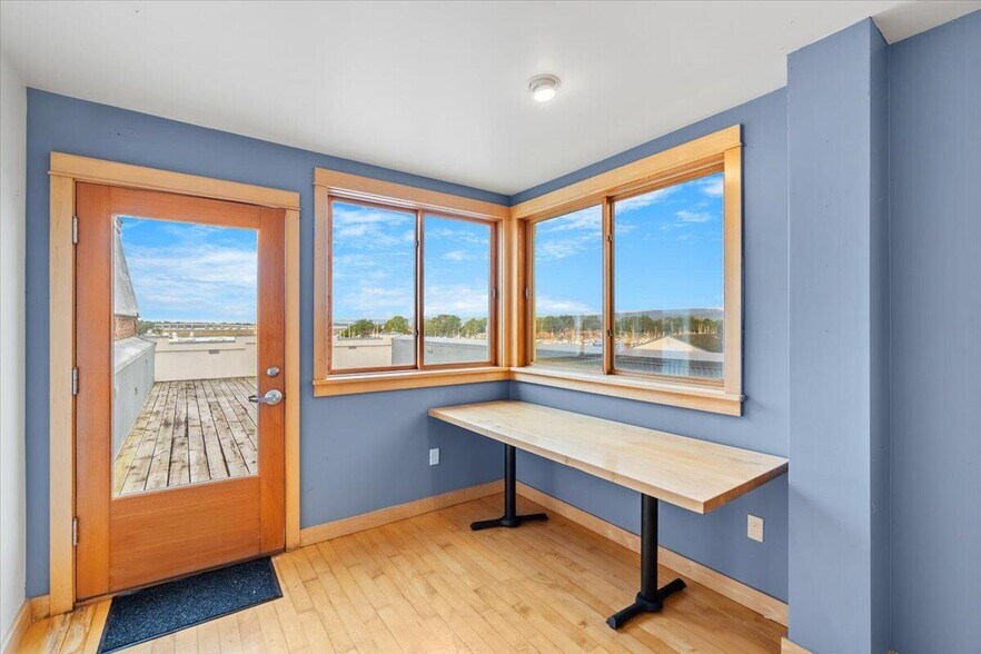 More Photos Of 507 2nd St, Eureka General Retail For Sale