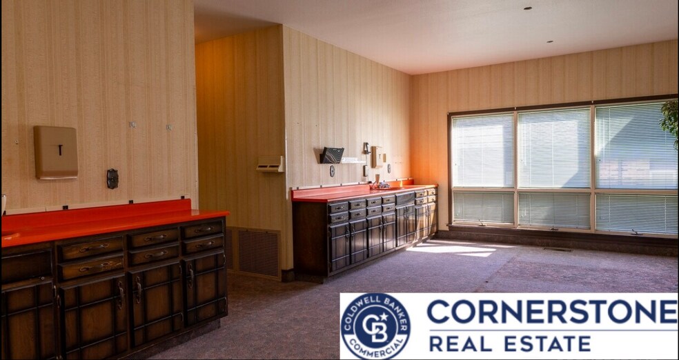 More Photos Of 1216 E 2nd St, Casper Office For Sale