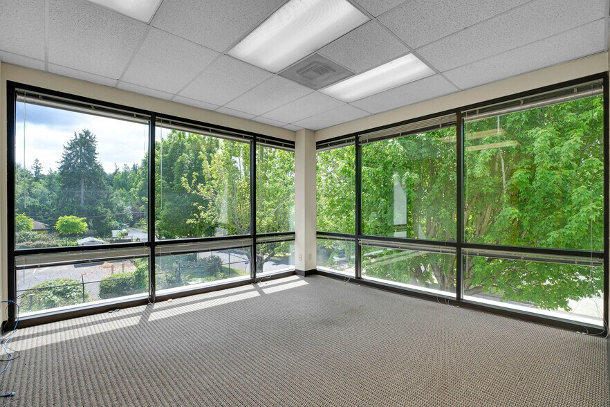 More Photos Of 2600 SE 98th Ave, Portland Office For Lease
