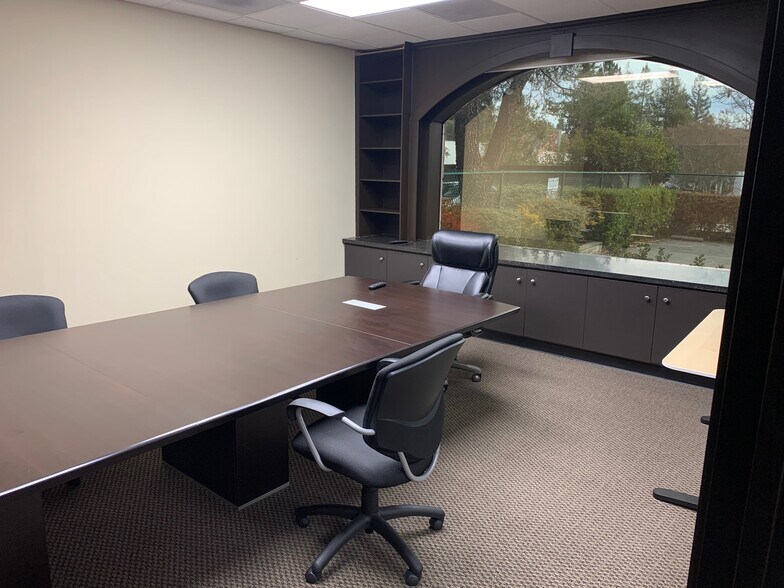 More Photos Of 1020 Aileen St, Lafayette Office Residential For Lease
