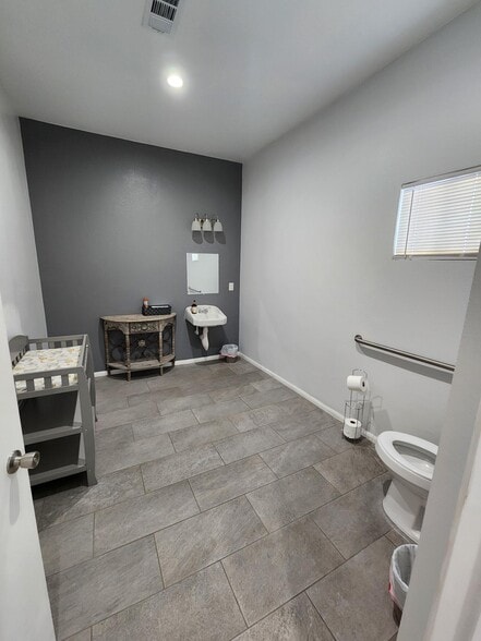 More Photos Of 126 W Heil Ave, El Centro Specialty For Sale