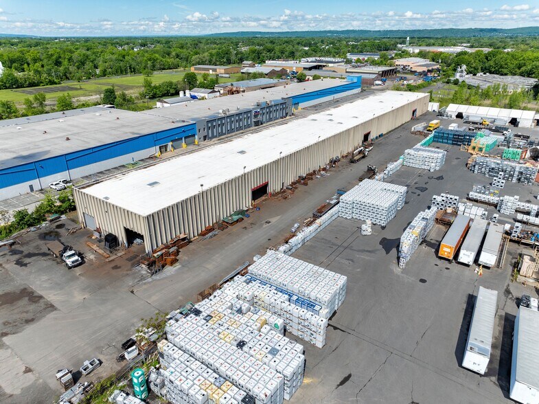 More Photos Of 20 Harmich Rd, South Plainfield Warehouse For Lease