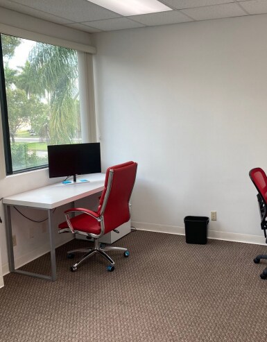 More Photos Of 440 Sawgrass Corporate Pky, Sunrise Office For Sale